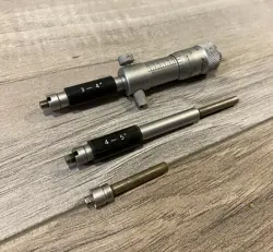 MITUTOYO MICROMETER HEAD WITH EXTRA RODS, MADE IN JAPAN