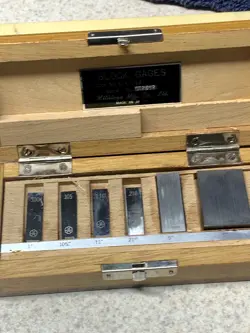 MACHINIST TOOL: MITUTOYO GAGE BLOCK SET 516-102 BE 1-6B (NOS)