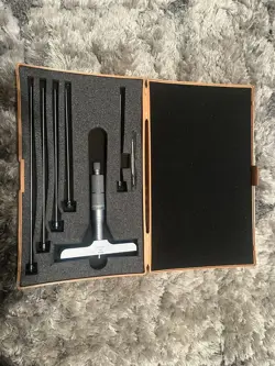 MITUTOYO 0-6 INCH DEPTH MICROMETER SET