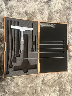 MITUTOYO 0-6 INCH