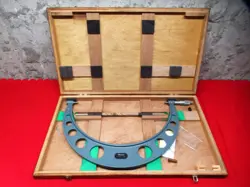 MITUTOYO OM-400 103-152 1PC STANDARD OUTSIDE MICROMETER 375-400 0.01MM JAPAN