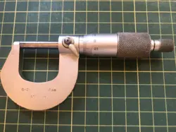MITUTOYO OUTSIDE MICROMETER 0-25MM JAPAN