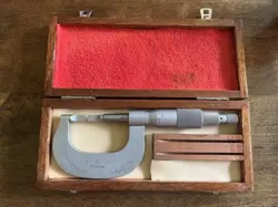 MITUTOYO BLADE MICROMETER 0-1 .0001”MACHINIST’S TOOL.