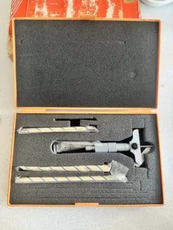 MECHANICAL DIGITAL DEPTH MICROMETER W/CASE MITUTOYO 129-127 DMC 2.5-4”