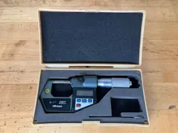MITUTOYO DIGIMATIC MICROMETER DIGITAL ELECTRONIC 0-1
