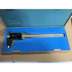 MITUTOYO SOLAR DIGITAL CALIPER 500-402 WITH CASE 0.01-200MM LIMITED FROM JAPAN