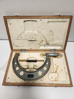 MITUTOYO 6-7” .0001