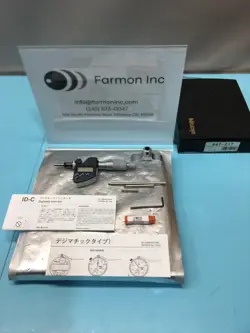 MITUTOYO 350-352-10 DIGIMATIC MICROMETER HEAD W/ SOME ACCESSORIES, 183244