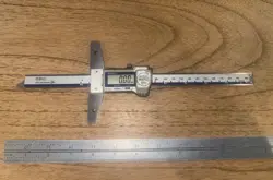 MITUTOYO 571-262-20 DIGIMATIC DEPTH GAUGE 200MM & 8