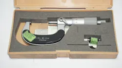 MITUTOYO NO.102-451, 25-50 MM 0.01 MM OUTSIDE MICROMETER WITH CASE AND PARTS