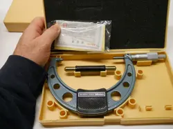 ~SUPER NICE~ MITUTOYO METRIC 100-125MM MACHINIST 103-141-10 MICROMETER (NR)