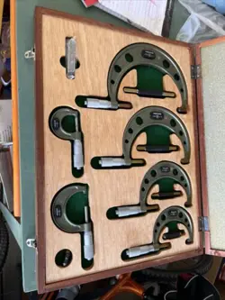 USED MITUTOYO OUTSIDE MICROMETER SET WOODEN BOX BRAZIL VTG