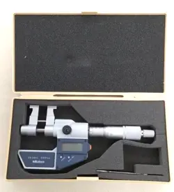MITUTOYO IMP-50MX 345-251-30 MICROMETER CALIPER INSIDE 25 MM-50 MM 0.001 MM USED