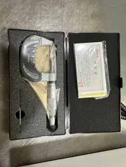 BRAND NEW, MITUTOYO 122–125–10 BLADE MICROMETER 0–1
