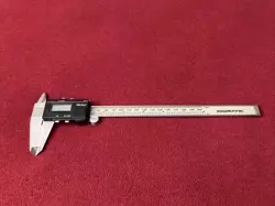 MITUTOYO 500-352 200MM/8
