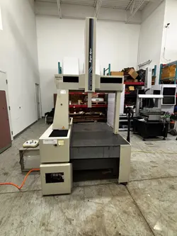 MITUTOYO BRIGHT APEX 710 CMM