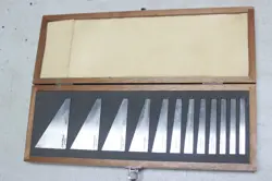 MITUTOYO 981-102 ANGLE BLOCK SET 1/4 - 30 DEGREE  -20 SECONDS