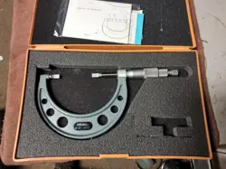 MITUTOYO 122-127 BLADE MICROMETER 2-3