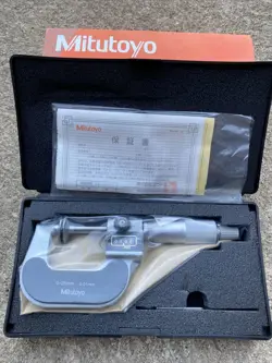 MITUTOYO 223-101 GMA-25K THICKNESS MICROMETER 0-25MM MECHANICAL DIGITS