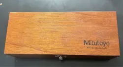 MITUTOYO HALL TESTER HTD-16. JAPAN