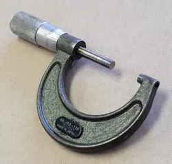 MITUTOYO NO. 103-136 OUTSIDE MICROMETER 1-2