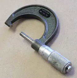 MITUTOYO NO. 103-136 OUTSIDE MICROMETER 1-2
