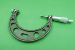 MITUTOYO 126-140 THREAD MICROMETER 3-4