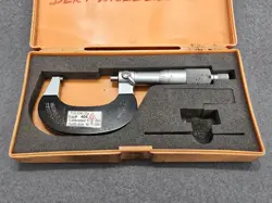 VINTAGE MITUTOYO 102-122 1-2