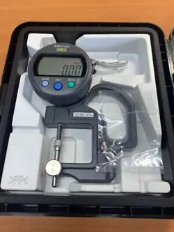 MITUTOYO DIGITAL THICKNESS GAUGE 547-313 JAPAN