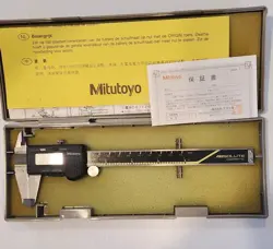 MITUTOYO ABSOLUTE DIGIMATIC CALIPER  500-171 CD-6C