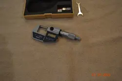 0-1” DIGITAL CALIPER