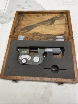 MITUTOYO 510-105 INDICATING MICROMETER 0-1