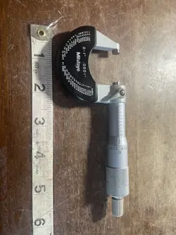 102-327 MITUTOYO MICROMETER  0-1” IN USED CONDITION MACHIST TOOLS JAPAN MADE