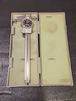 MITUTOYO 505-675-66 DIAL CALIPER WITH CASE