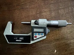 MITUTOYO DIGITAL MICROMETER 1-2”MACHINIST’S TOOL.