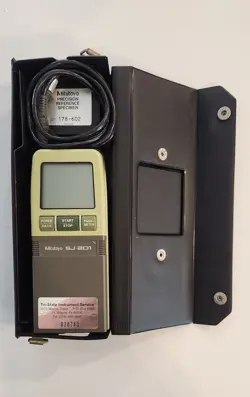 MITUTOYO 178-951A SURFACE ROUGHNESS TESTER DOCK SJ-201 IN CASE