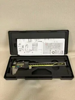 MITUTOYO CALIPER 500-196-30 CD-6 ASX JAPAN