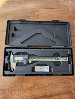 MITUTOYO DIGITAL CALIPER 500-196-30