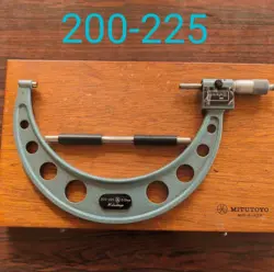 MITUTOYO OUTSIDE MICROMETER 200-225 JAPAN