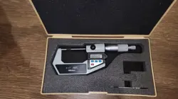 MITUTOYO 331-741-10 DIGITAL SPLINE MICROMETER 0-1
