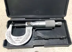 MITUTOYO 101-113 0-1” MICROMETER CARBIDE FACES .0001”