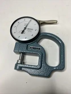 MITUTOYO DIAL INDACTOR 2804-10 .0001 INCREMENTS