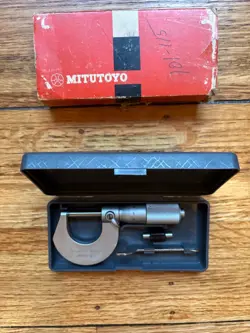 MITUTOYO 0-25 MM PRECISION MICROMETER .001 MM PRECISION