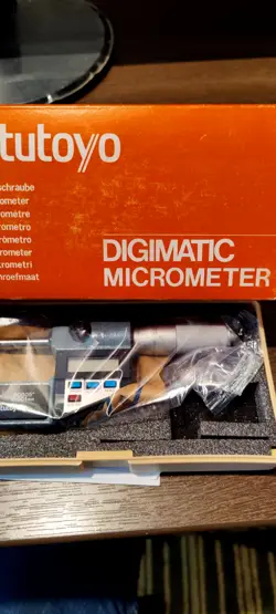 MITUTOYO MICROMETER 0-1 .00005
