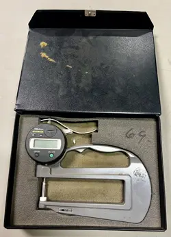 MITUTOYO 547-520 ABSOLUTE DIGIMATIC THICKNESS GAGE GAUGE JAPAN