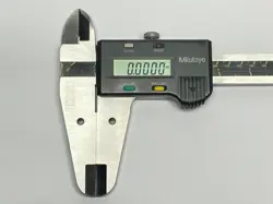 MITUTOYO DIGITAL CALIPER 24