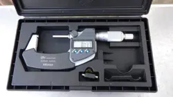 MITUTOYO DIGITAL MICROMETER 293-231-30 MDC-50MX 25-50MM K204A JAPAN