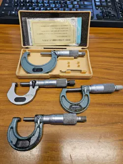 JOB LOT OF 4 X MICROMETERS - MITUTOYO