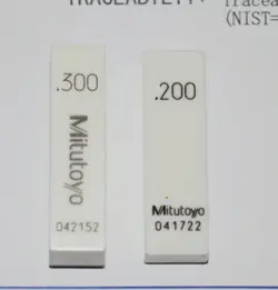2 MITUTOYO  CERAMIC GAGE BLOCK .300 AND .200 INCH