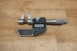 MITUTOYO 345-350-30 CALIPER MICROMETER .2-1.2